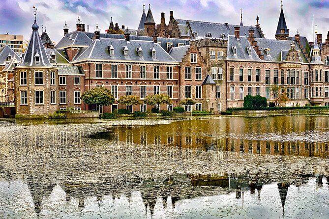 Royal The Hague Private Guided Walking Tour - Noordeinde Palace: The Royal Working Palace