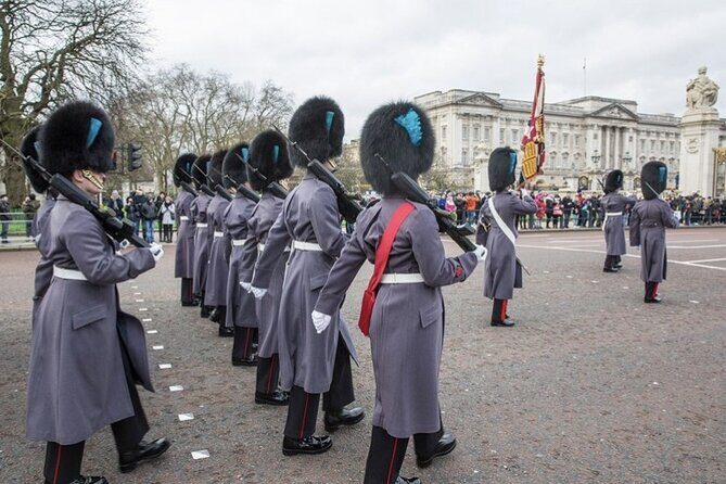 Royal Westminster and Changing of the Guard Tour - The Sum Up