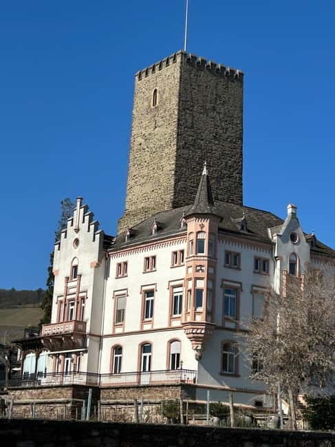 Rüdesheim: city tour with music and wine and Rüdesheim coffee - A Closer Look at the Rüdesheim City Tour