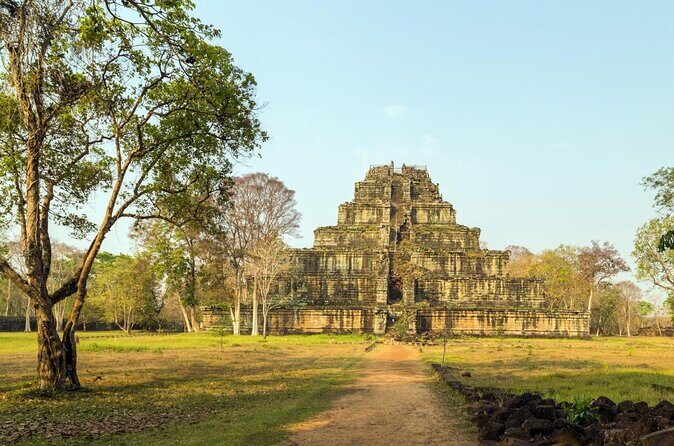 Ruins Temples of Beng Mealea Cycling Tour - Key Points