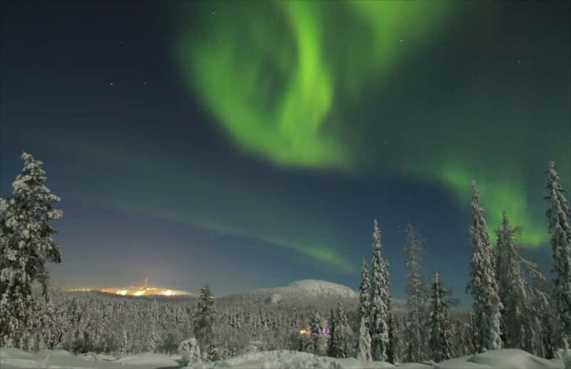 Ruka: Northern Light Hunt by Minivan - Frequently Asked Questions