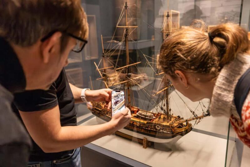 Runde: Guided Tour of Runde Enviromental Centre Exhibition - Key Points