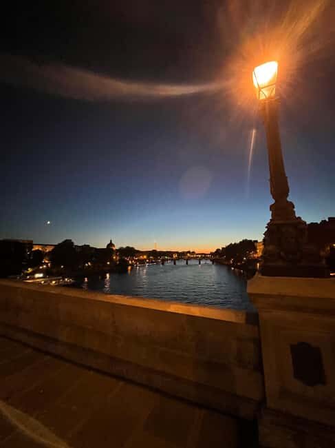 Running Tours in Paris for intermediate to advanced runners - Exploring Paris on Foot and by the Seine