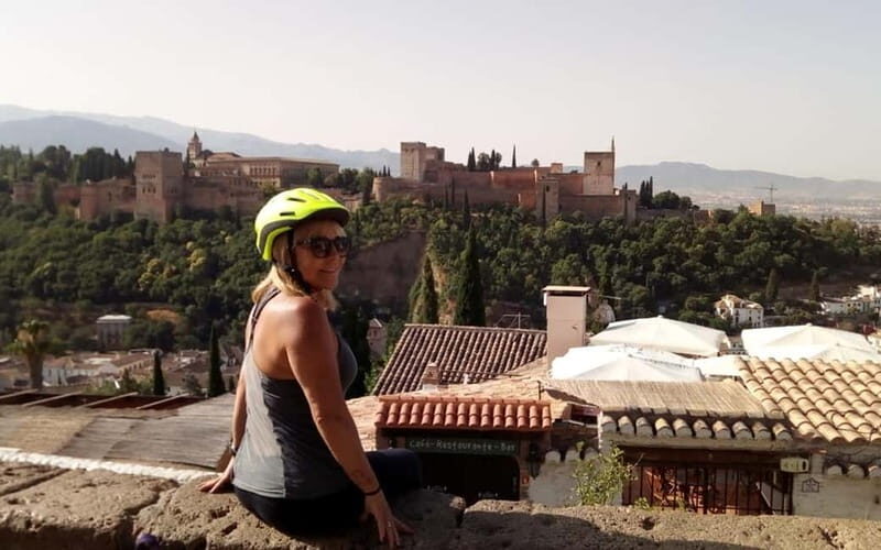 Ruta en Bicicleta Eléctrica por los Encantos del Sacromonte - Key Points