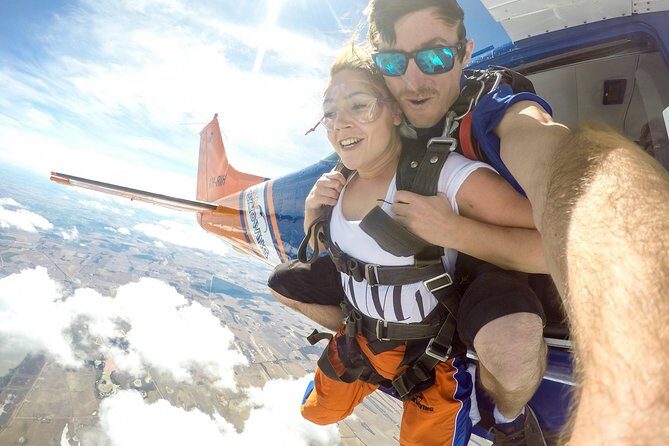 SA Skydiving Adelaide - Langhorne Creek - Setting the Scene: What to Expect from Your Skydiving Day