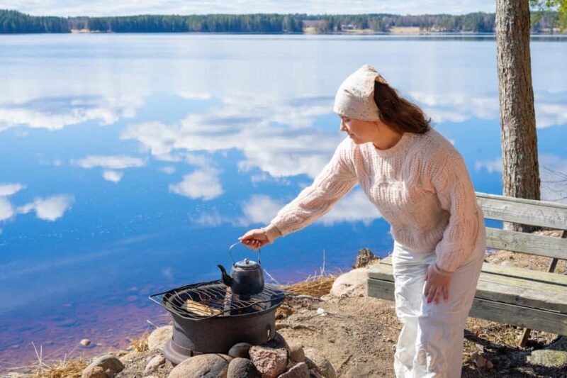 Saarijärvi: Scenic Lakeside Forest Walk with Campfire Food - An Overview of the Experience