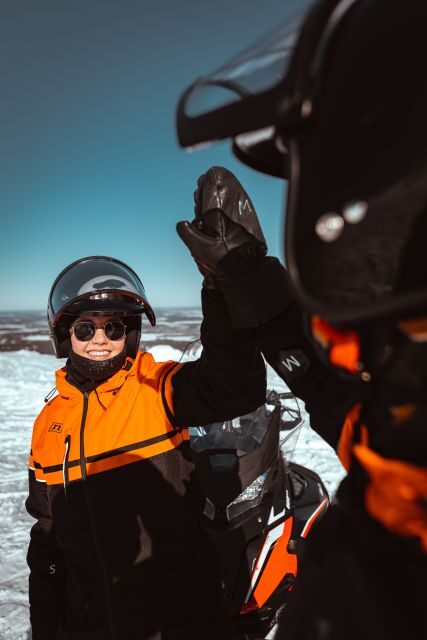 Saariselkä: Full Day Adventure with Snowmobiles - An In-Depth Look at the Snowmobile Safari