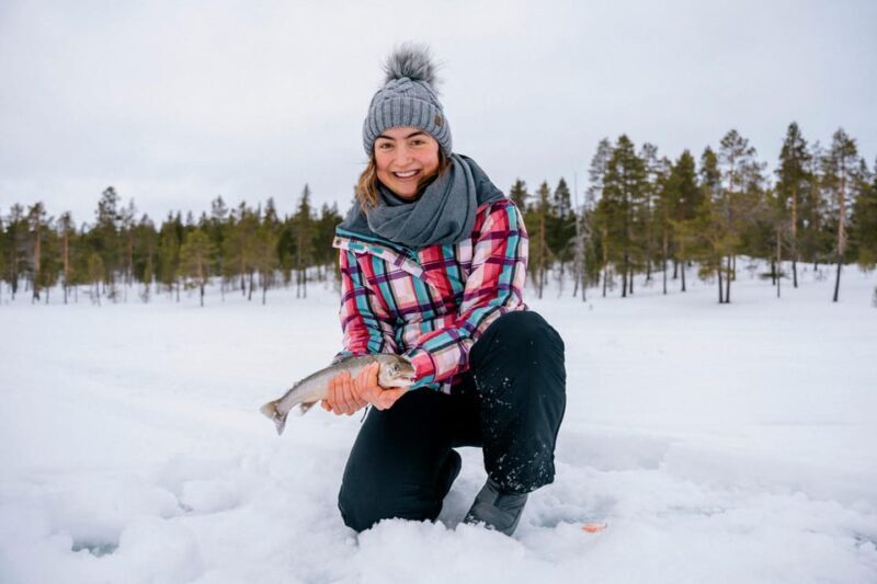 Saariselkä: Ice Fishing Adventure - An In-Depth Look at the Ice Fishing Experience