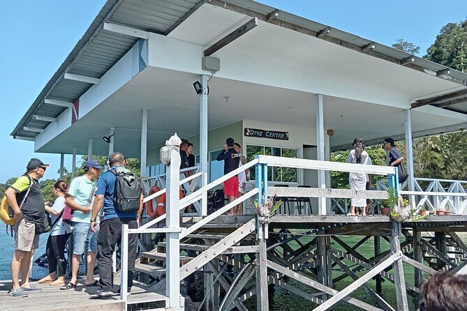 Sabah: Ticket to Rainbow island day trip with lunch - Key Points