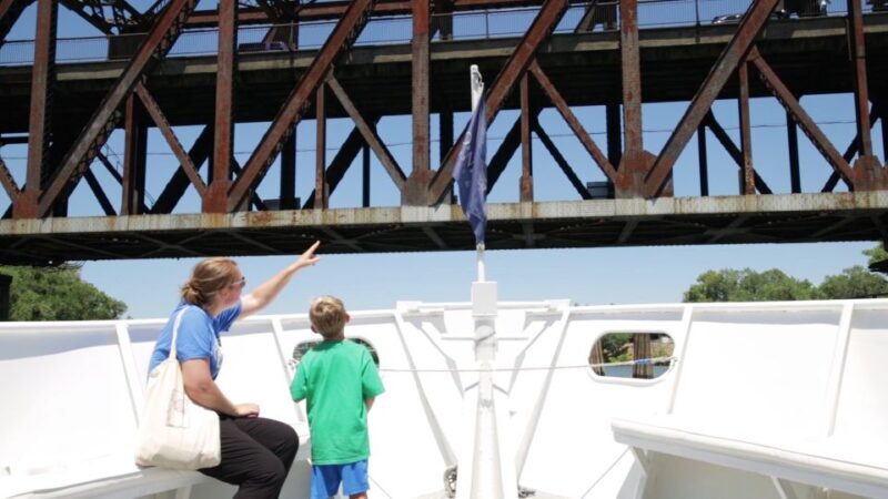 Sacramento: City Cruises Sights and Sips Cruise - An In-Depth Look at the Sacramento Sights and Sips Cruise