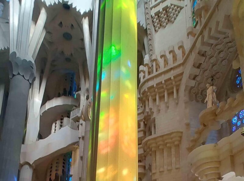 Sagrada Familia Guided Tour with Skip-the-Line Entry Ticket - The Experience: What to Expect