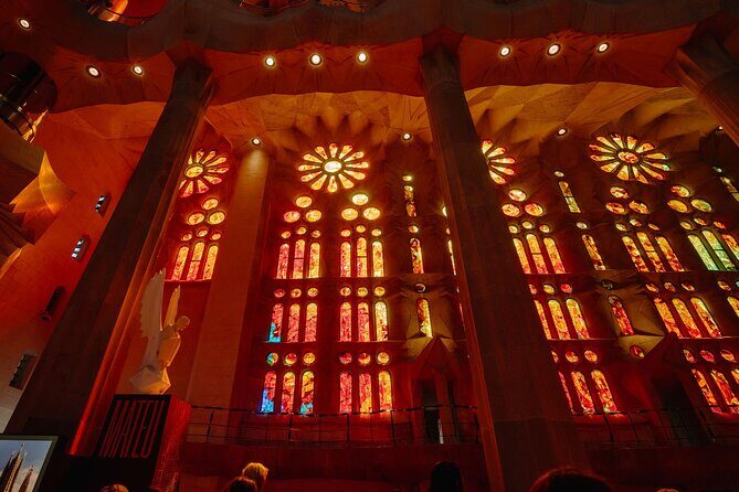 Sagrada Familia Guided Tour with Skip the Line Tickets - Introduction: Is This Tour Right for You?