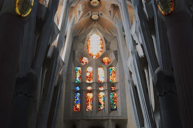Sagrada Familia Monolingual Tour with Skip the Line Ticket - FAQs