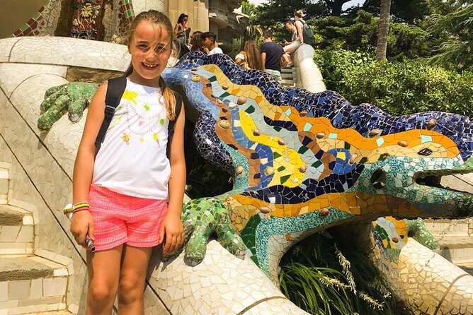 Sagrada Familia, Park Guell & Walking Private Tour with Tapas - The Itinerary: What to Expect and Why It Matters