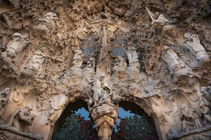 Sagrada Familia Private Tour with Priority Entrance - What to Expect on the Tour