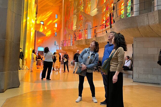 Sagrada Familia Tour with Express Entry and Local Guide - The Practical Aspects: Group Size, Duration, and Price