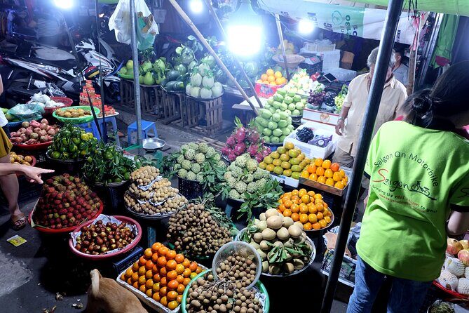 Saigon at Night Walking Street Food Tour - Exploring the Itinerary in Detail