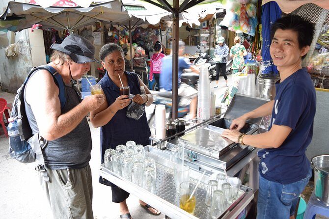 Saigon City One Day Discover By Cyclo Ride Private Tour With Guide - Who Should Book This Tour?