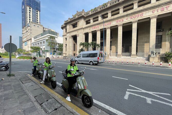 Saigon Night Street Food and Local Craft Beer By Vespa - Discovering Saigon by Vespa: An Authentic Night Tour of Ho Chi Minh City