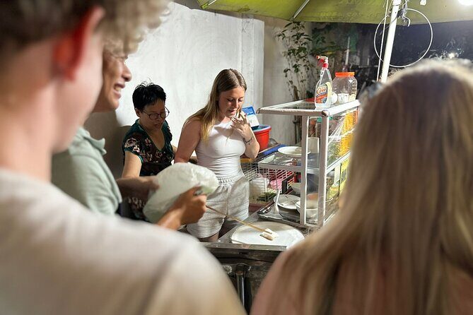 Saigon Night Walking Food Tour - 100% No Tourist - Who Should Consider This Tour?