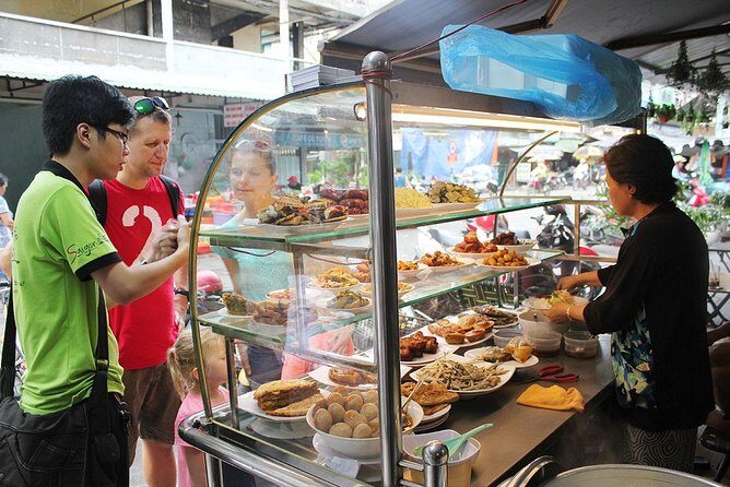 Saigon Night Walking local Street Food Tour with local Student - FAQ