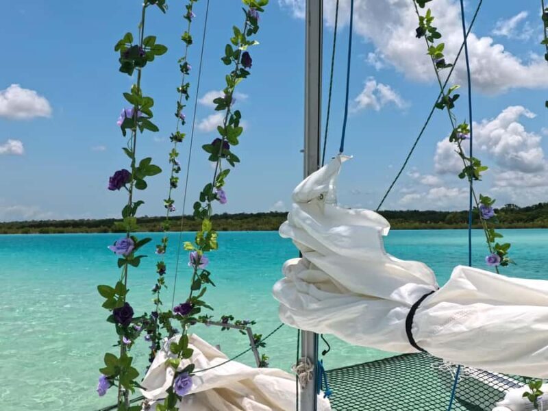 Sail for 4 hours in Bacalar's most SECRET spot. Beach Club is included. - Who Will Love This Tour?