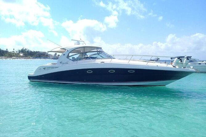 Sail from Cancun by private yacht and visit Playa Norte - Who Should Consider This Tour?