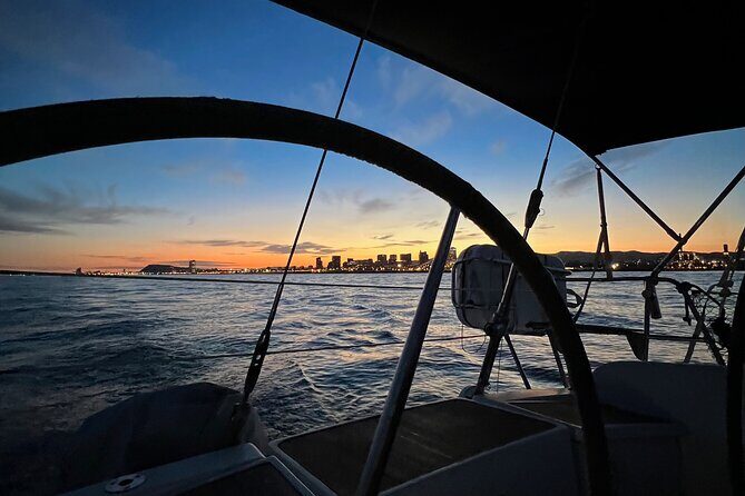 Sailboat ride for private groups in Barcelona - A Deep Dive into the Sailboat Adventure in Barcelona