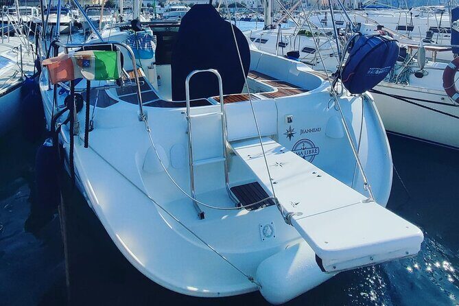 Sailing boat excursion in Salento - Sailing Boat Excursion in Salento: A Detailed Look