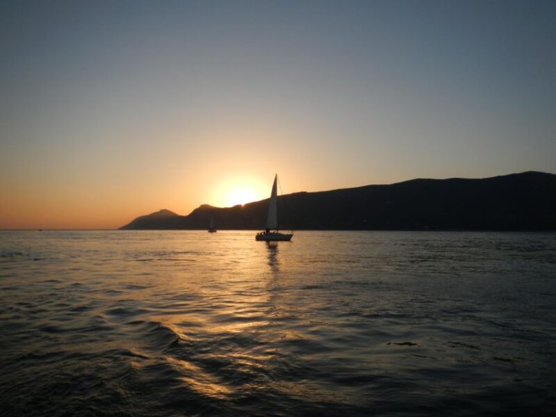 Sailing boat sunset in Setúbal - Practical Details and Tips