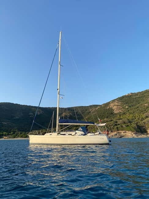 Sailing excursion to the Lérins Islands - cruise - Setting Sail from the Old Port of Cannes