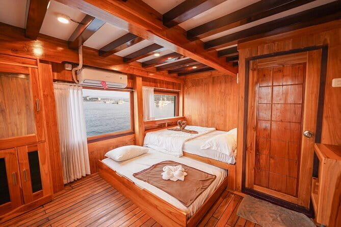 Sailing Flores to Lombok 5 days 4 Nights All Inclusive Trip - What’s Included and What to Consider