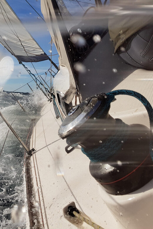 Sailing Tour: Explore Bahia de Palma with Tapas & Drinks - What Makes This Sailing Tour Stand Out