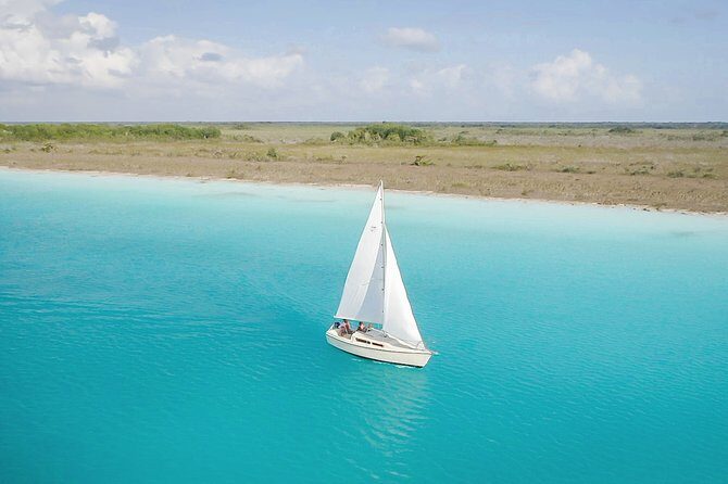 Sailing Tour through the Lagoon of the 7 Colors - What Travelers Say