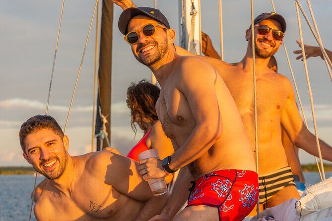 Sailing Tour through the Lagoon of the 7 Colors - The Value of the Tour