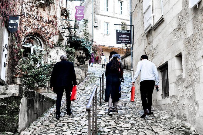 Saint-Emilion Small Group Day Tour with Wine Tastings & Lunch - FAQs