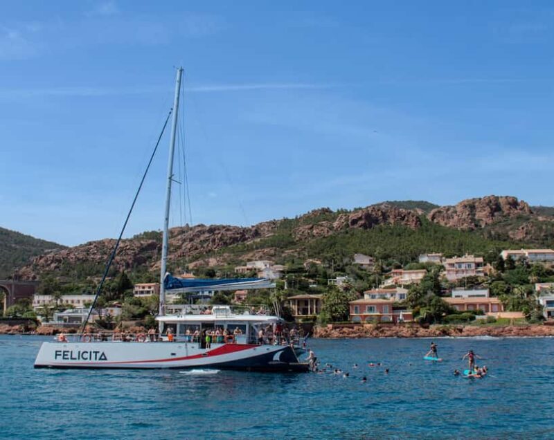 Saint-Raphaël: Golden Island Afternoon Cruise with Drinks - Who Is This Tour Best For?