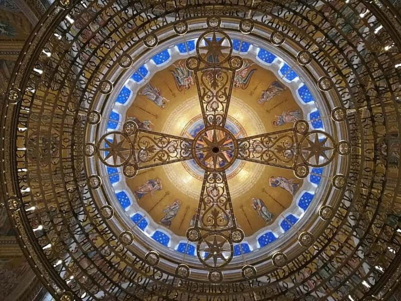 Saint Sava Temple guided tour - A Closer Look at the Saint Sava Temple Guided Tour