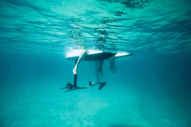 Saint Tropez: Learn how to Surf with an eFoil - An In-Depth Look at the eFoil Experience in Saint Tropez