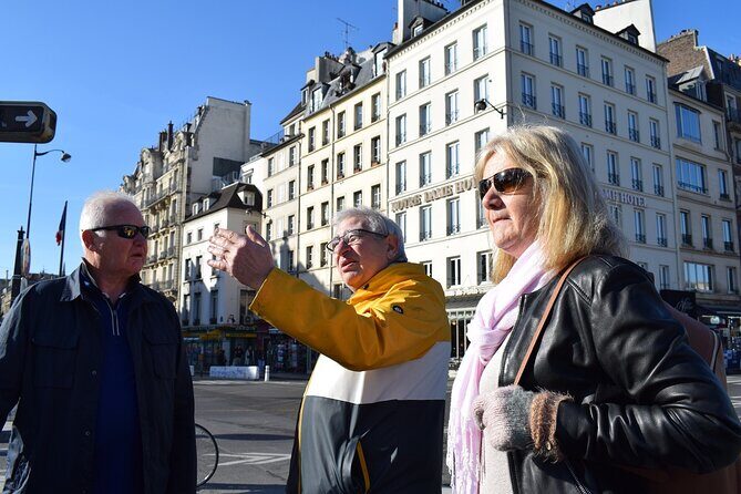 Sainte-Chapelle and Conciergerie Guided Tour with Ticket in Paris - Conciergerie: From Royal Palace to Revolutionary Prison