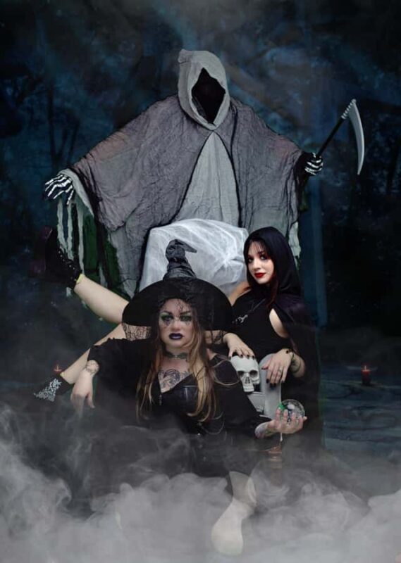 Salem: Edge of Twilight Dead of Night Ghost Tour - Key Points