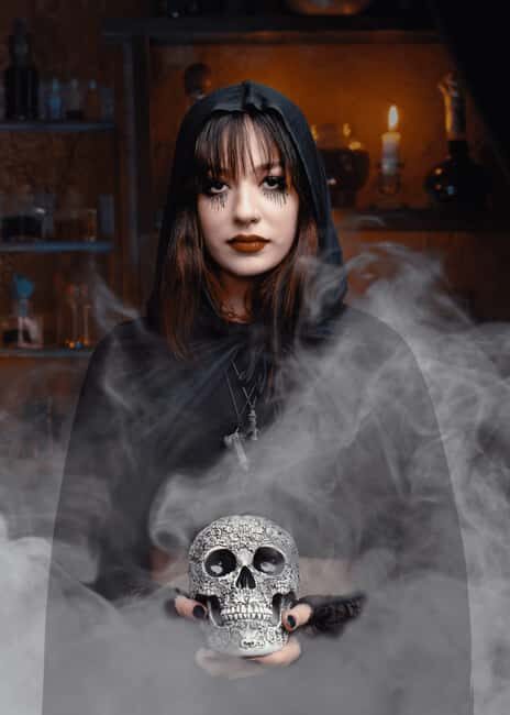 Salem Ghost Tours: Witches & Wicked Whispers - Experience Duration & Practical Details
