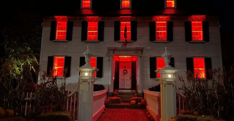 Salem, MA: Hocus Pocus Movie Guided Walking Tour - An In-Depth Look at the Hocus Pocus Tour