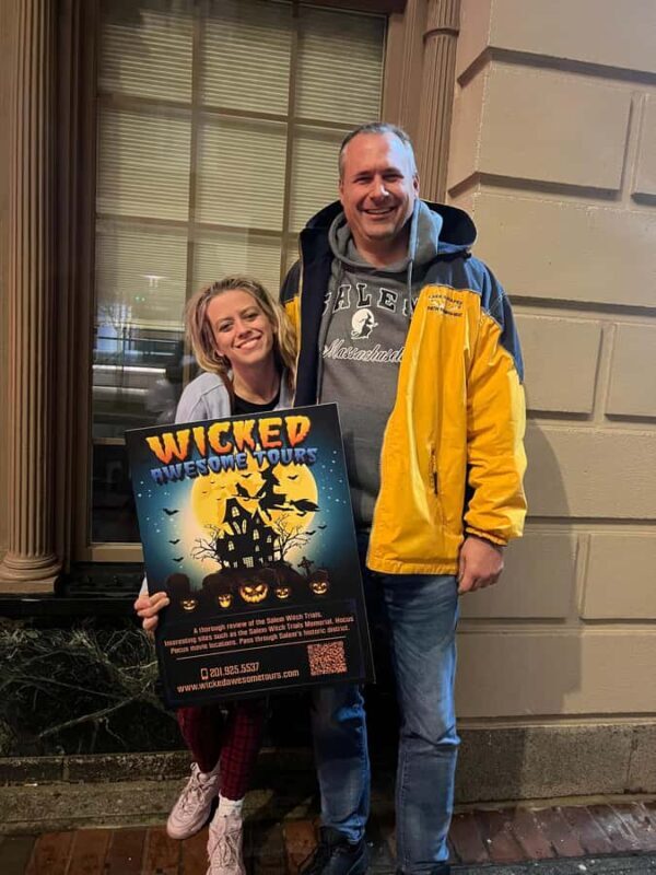 Salem: Witch Trial History and Salem Haunts Walking Tour - An Introduction to the Salem: Witch Trial and Haunted Tour