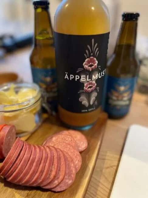 Sälen: Guided Gastronomy Walk with Local Delicacies - An Honest Look at the Gastronomy Walk