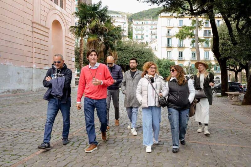 Salerno: Old town Walking Tour with Local Expert Guide - Discovering the Salerno Cathedral and Its Crypt