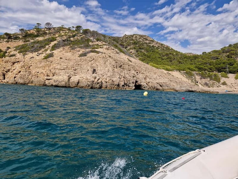 Salou: Boat ride and visit to the sea wolf cave. - Practical Tips for Travelers