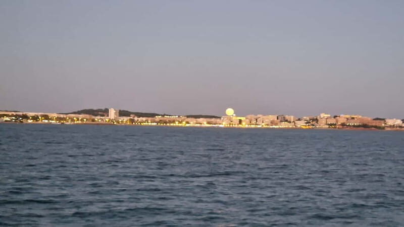 Salou: Boat ride and visit to the sea wolf cave. - Frequently Asked Questions