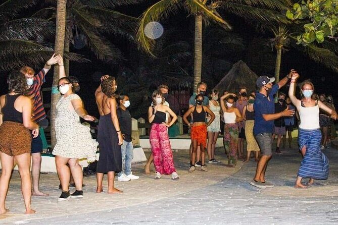 Salsa night Puerto Morelos - Key Points