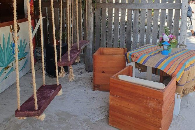 Salsa & Salsa cooking lessons + Beach day - The Sum Up